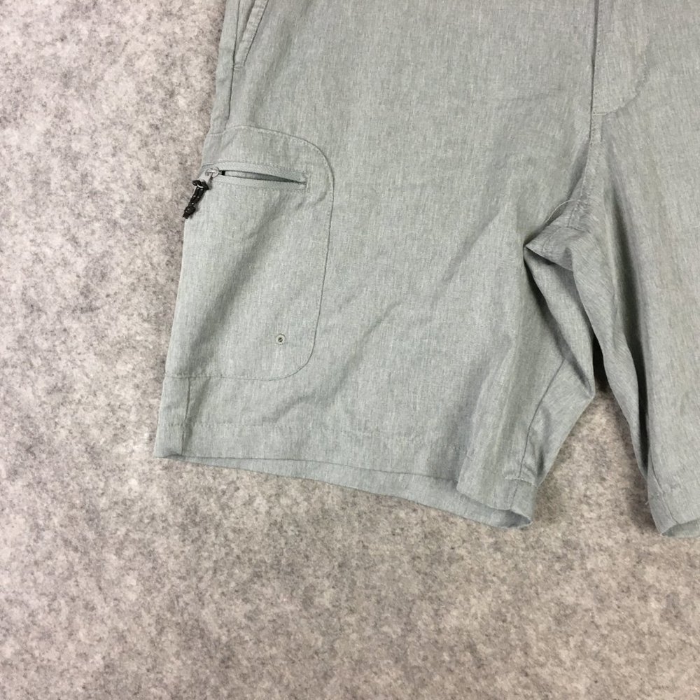 Magellan Shorts 36 Mens Fish Gear Gray Water Repellent Zipper Pocket Lightweight - Picture 5 of 15